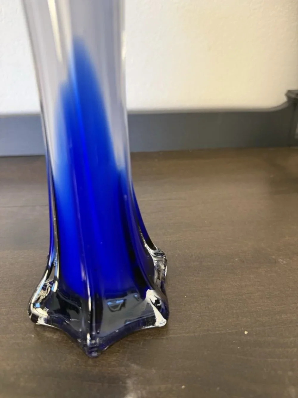 Vintage MCM Colbalt Blue & Opal Fade White Hand Blown Art Glass Trumpet Vase  8
